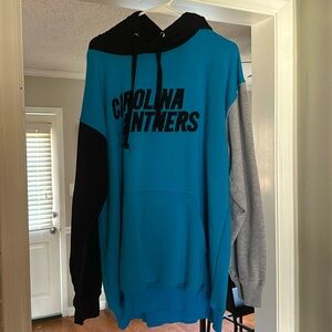 Gently worn Carolina panthers hoodie 2XL